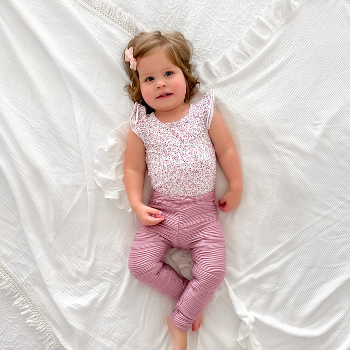 Baby girl lavender ribbed leggings