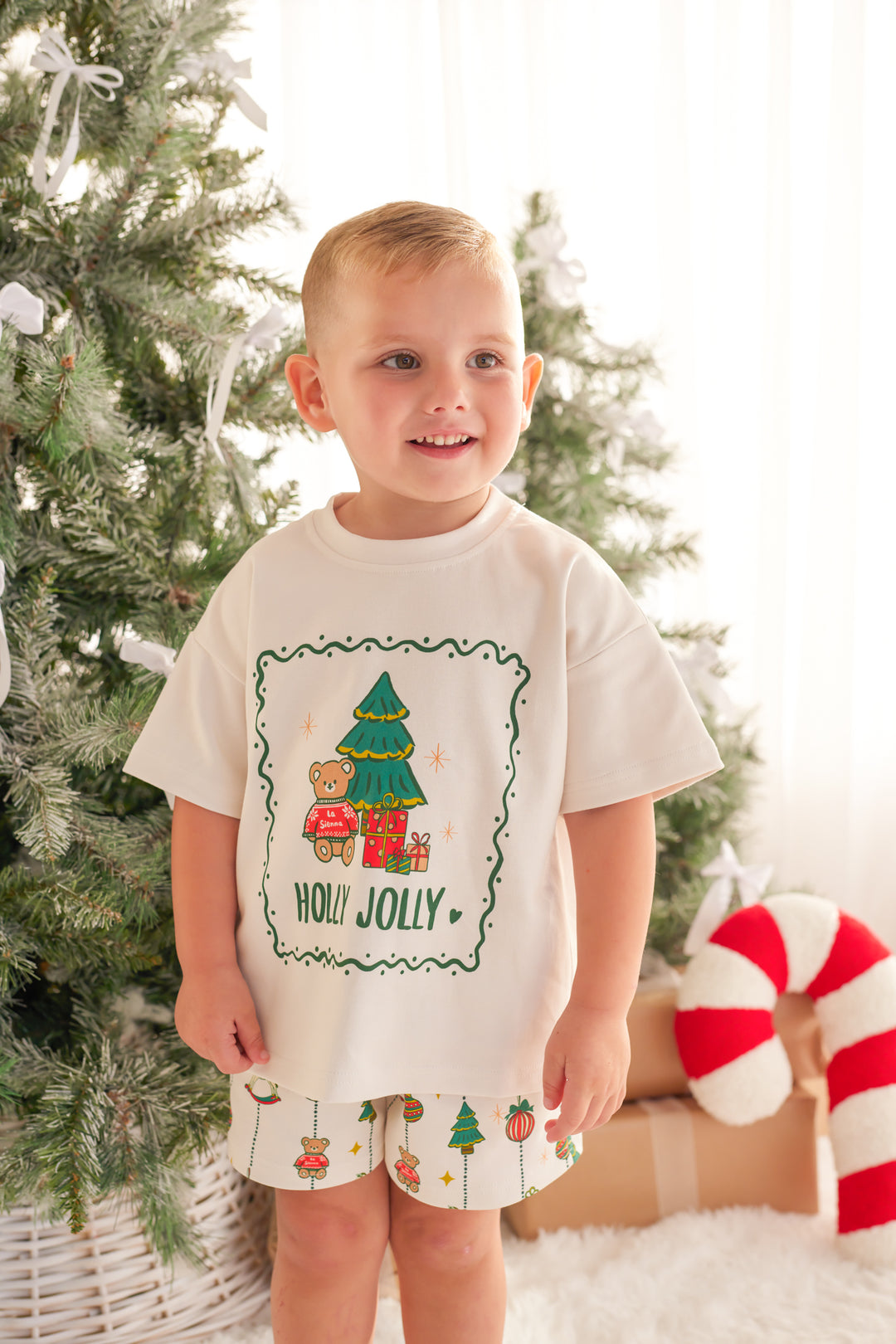 Tshirt - Holly Jolly Vintage Christmas