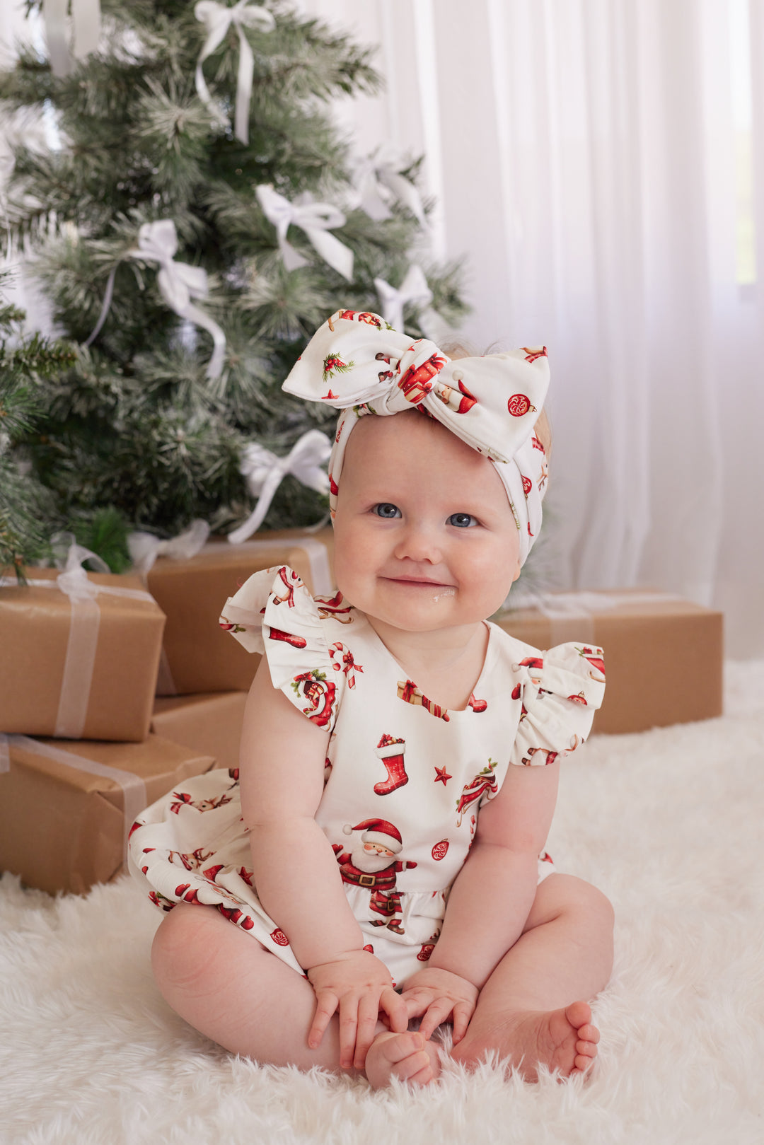 Short Sleeve Zipper Romper - Here Comes Santa Claus