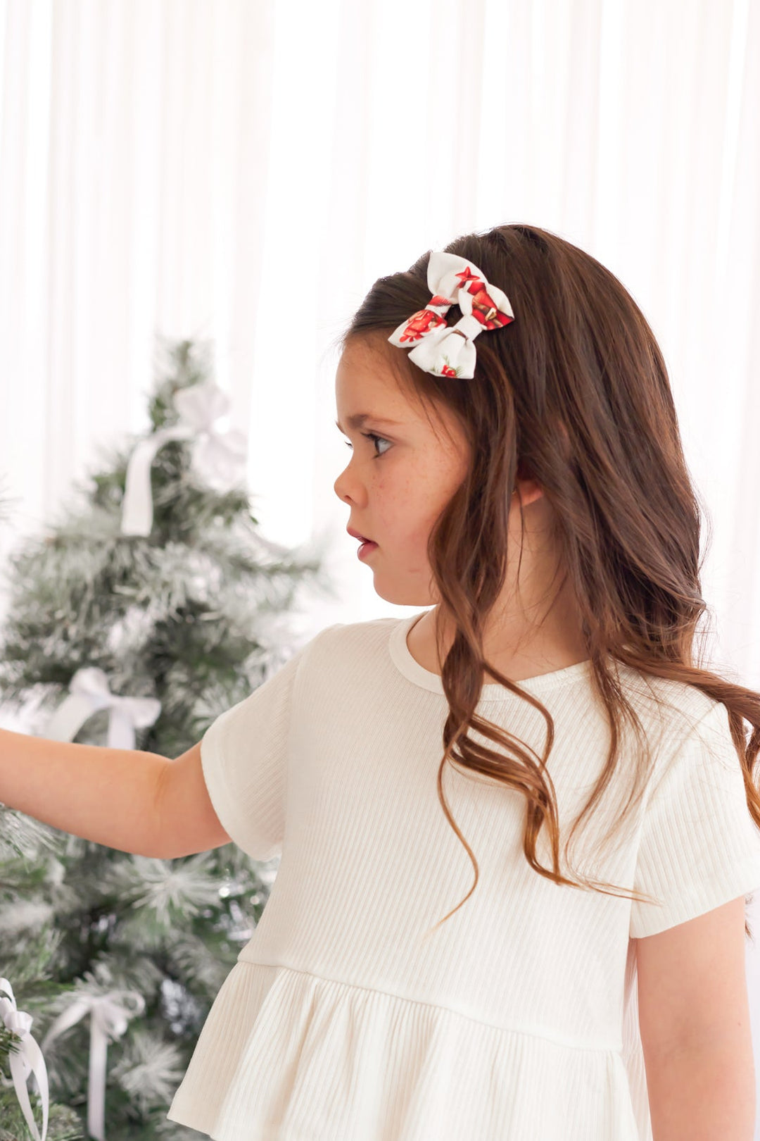 Petite Bows - Here Comes Santa Claus