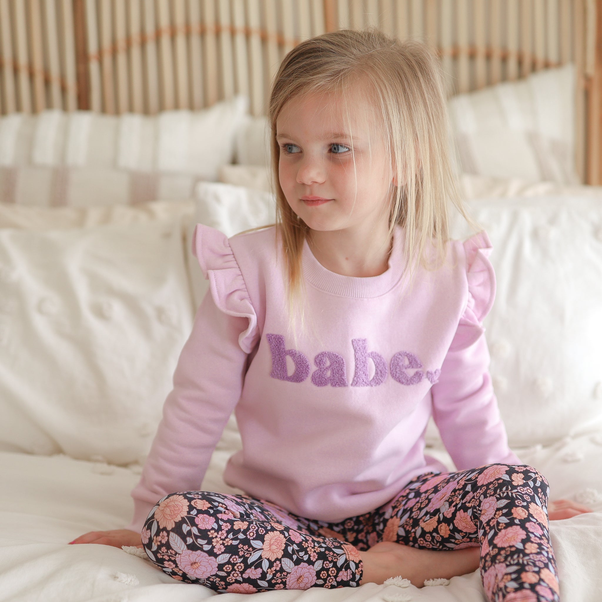 Juicy Couture Baby Girls 12-24 Months Long Sleeve Fleece Sweatshirt Ditsy-Floral Jersey Leggings Set - 18 Months