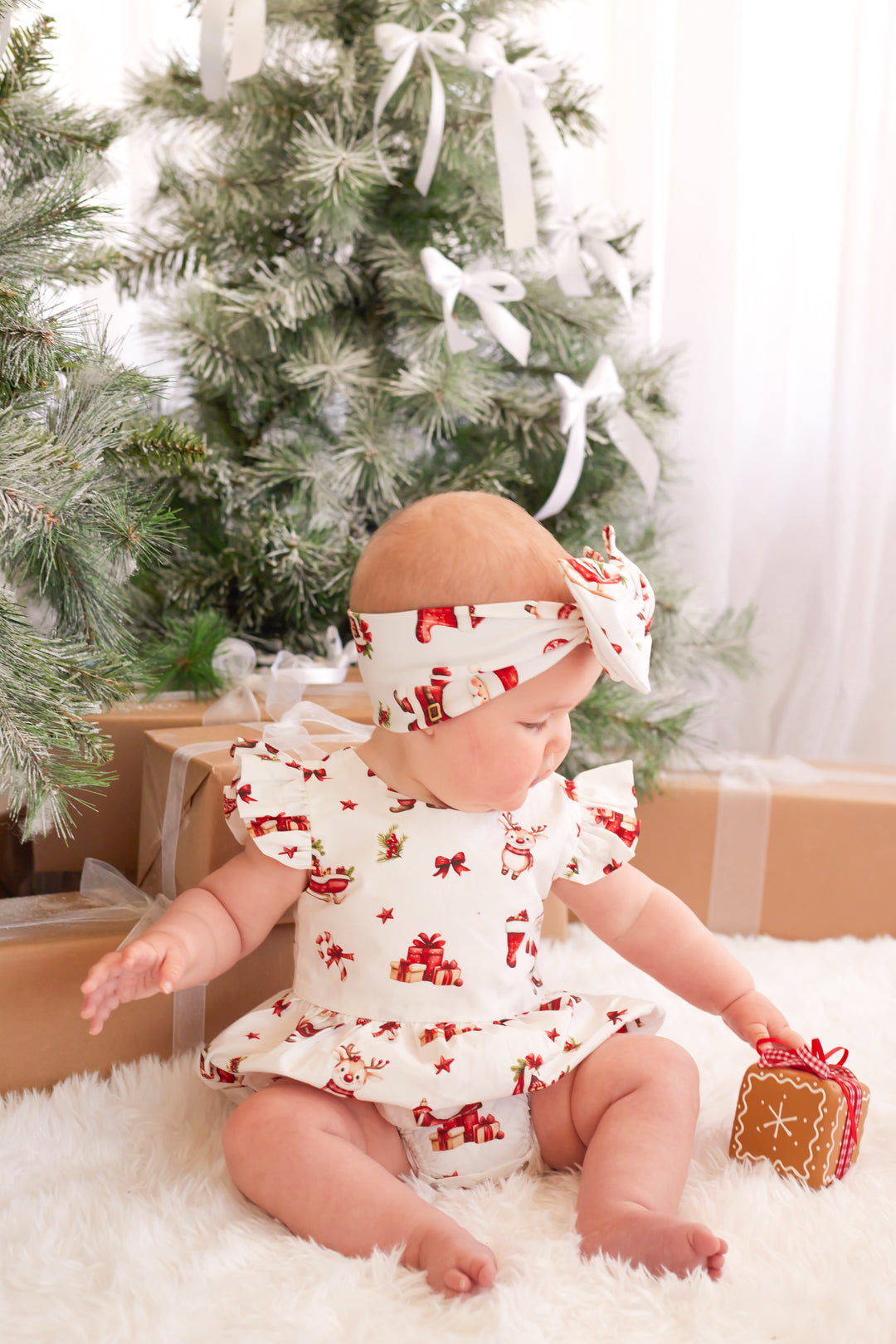 Short Sleeve Zipper Romper - Here Comes Santa Claus