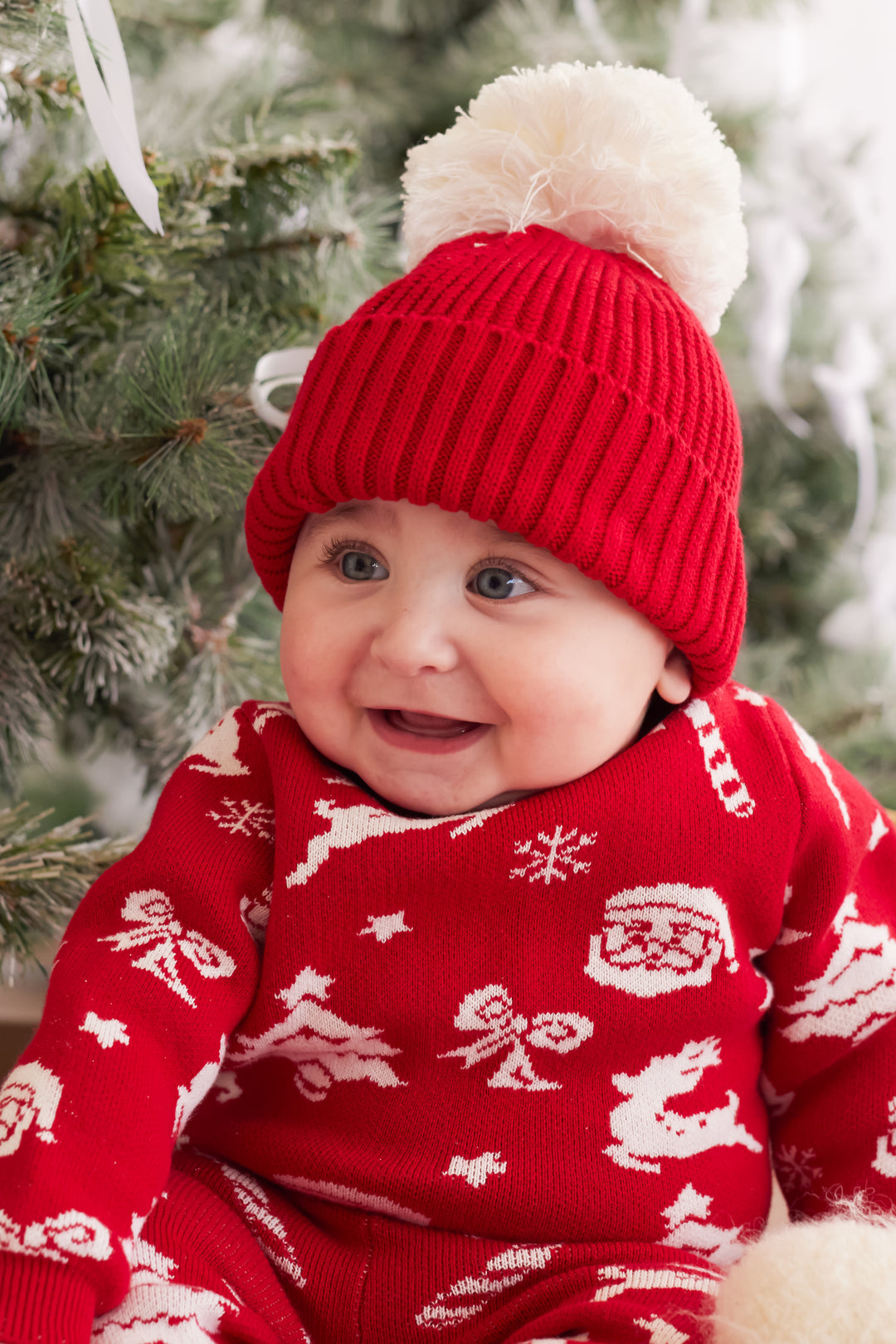 Chunky Knit Beanie - Red