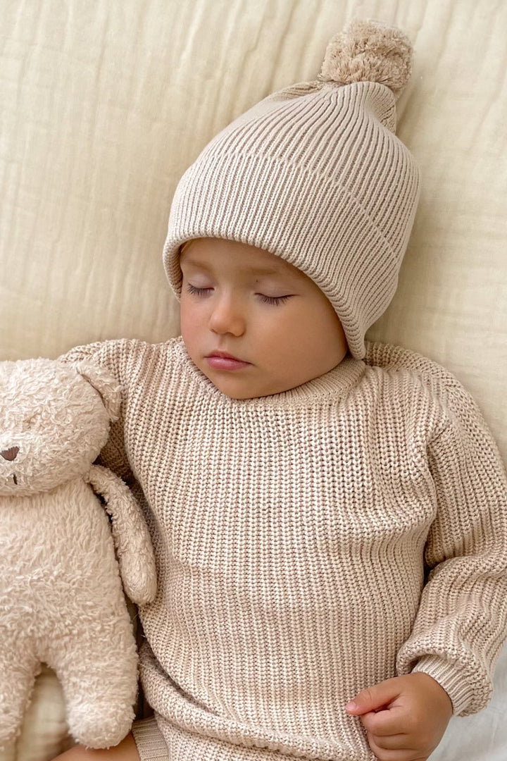 Knitted Beanie - Oatmeal
