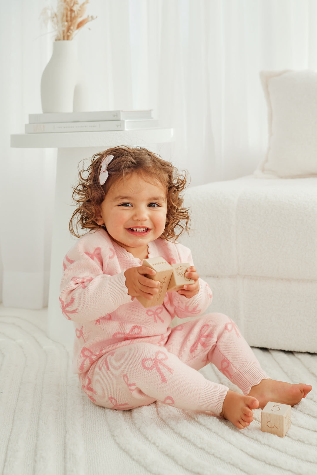 Knitted Pants - Pink Bows