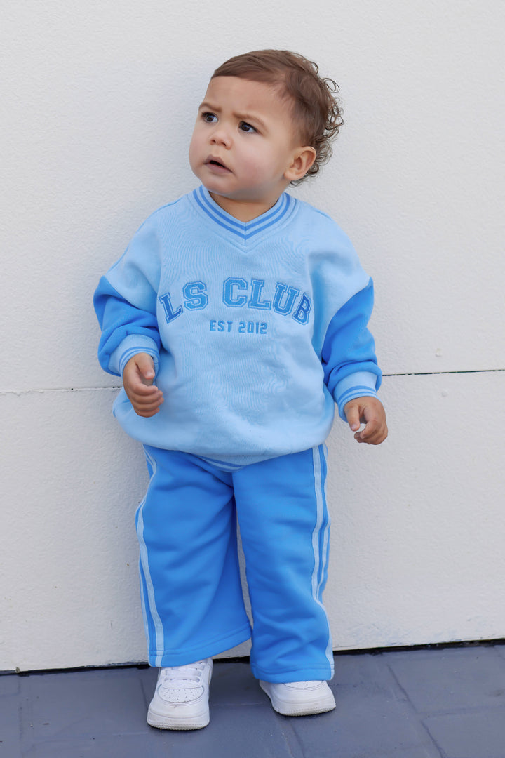 V Neck Logo Jumper - Blue