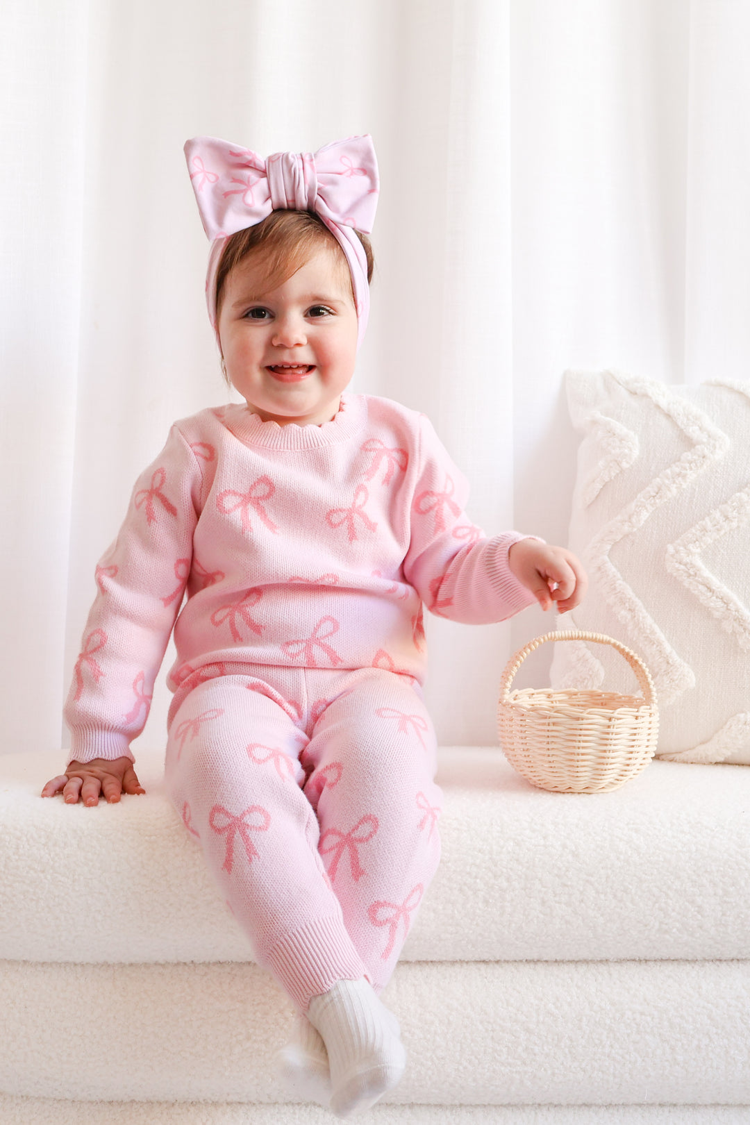 Knitted Pants - Pink Bows