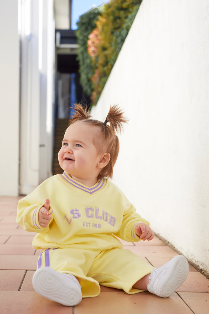 V Neck Logo Jumper - Yellow