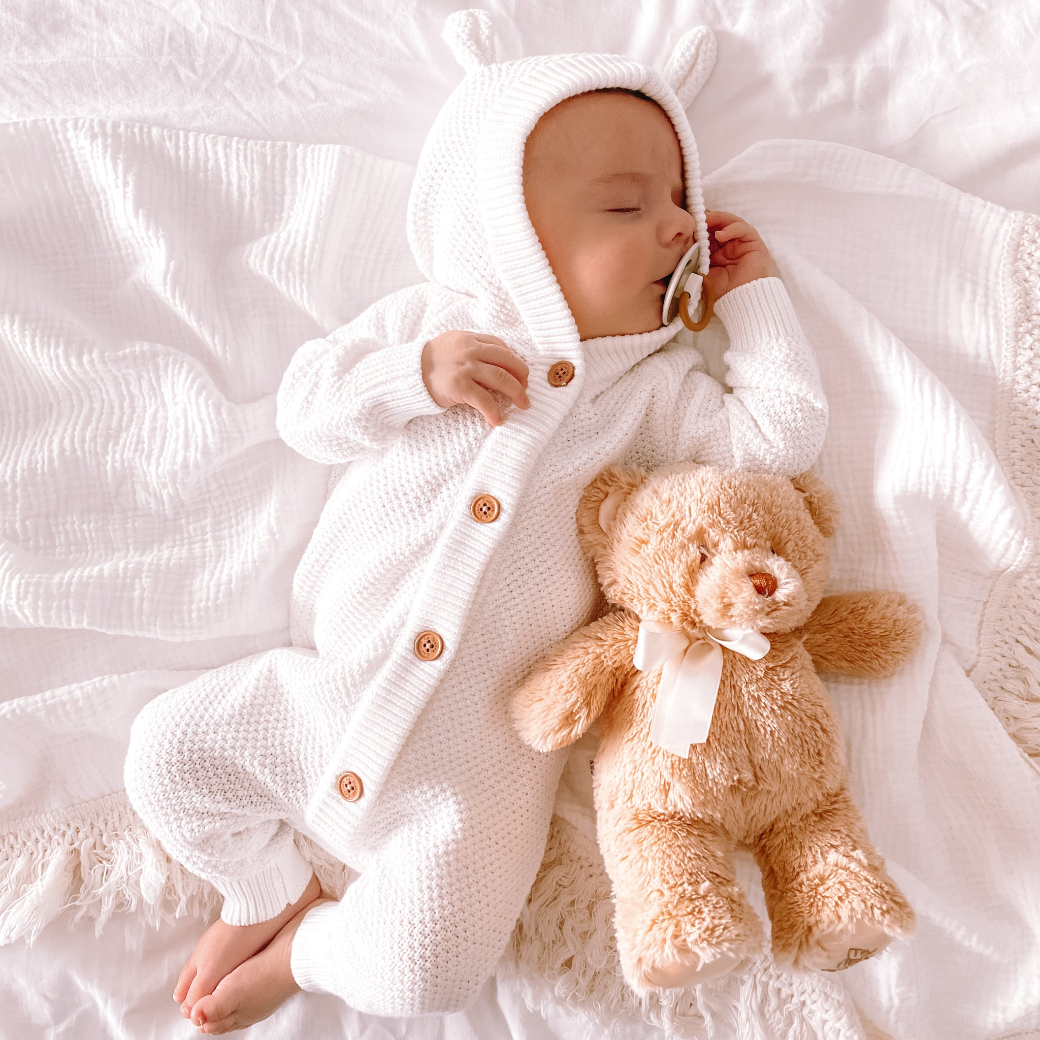 Little Bear embroidered-slogan stretch-cotton romper - White