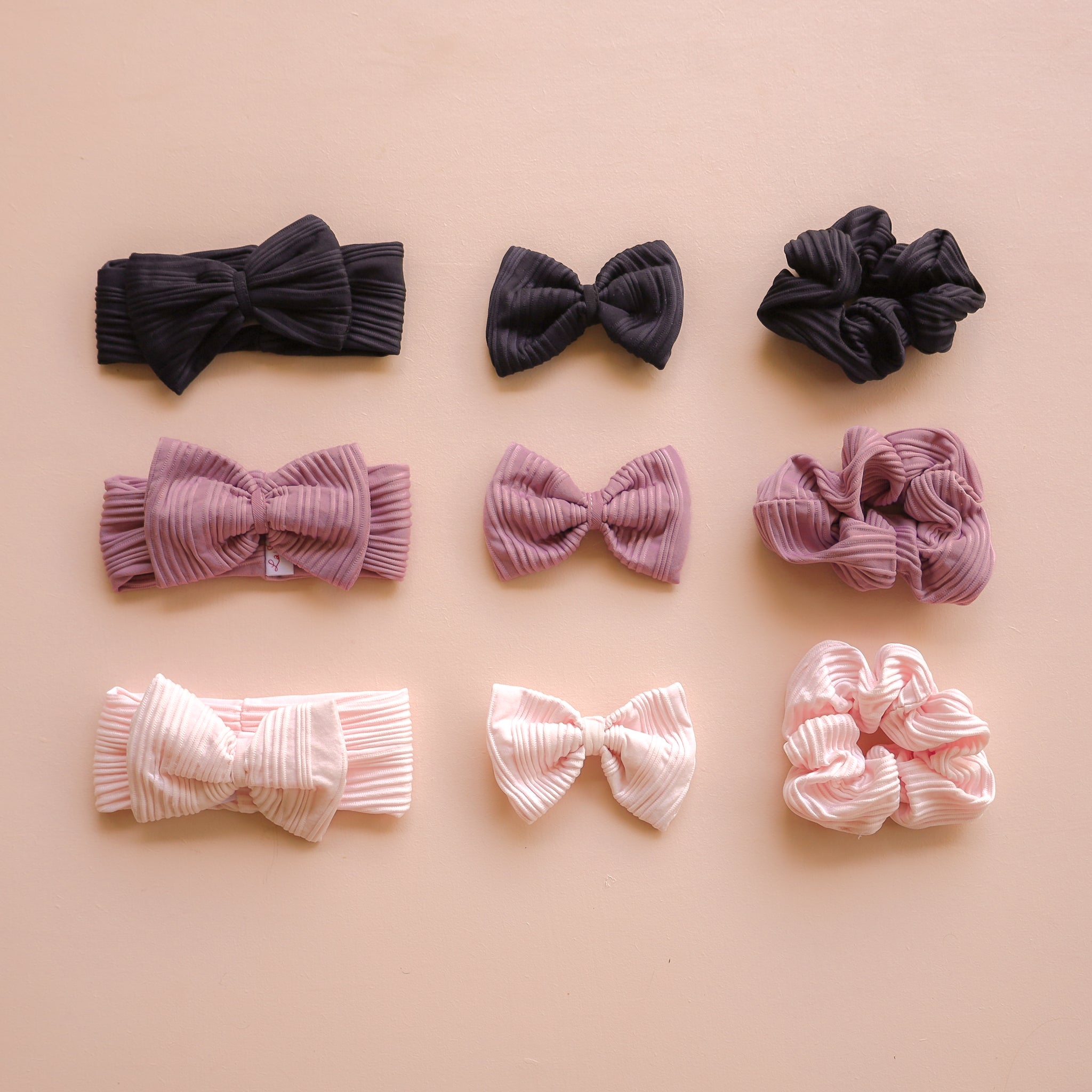Ribbed Scrunchie - Black